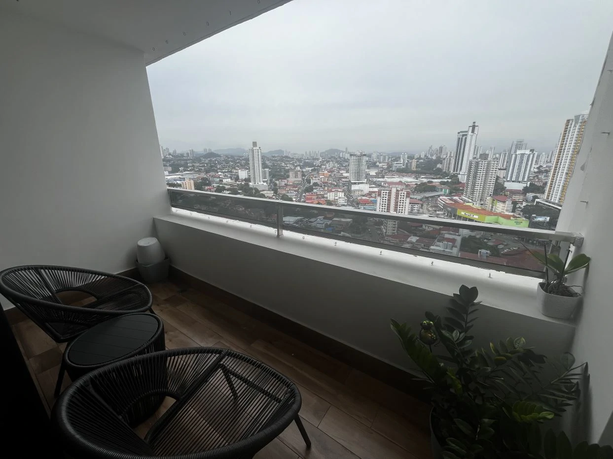 Prime location Apartment in el Carmen-PH CARRERAS - photo 2