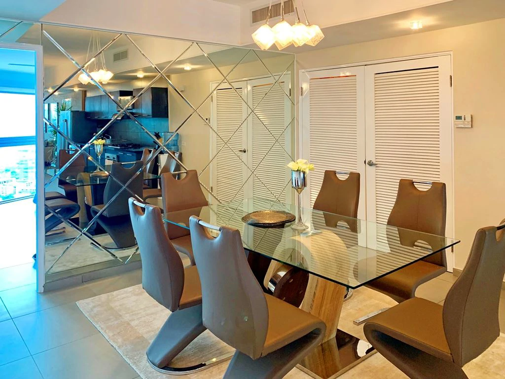 The Yacht Club - photo 12