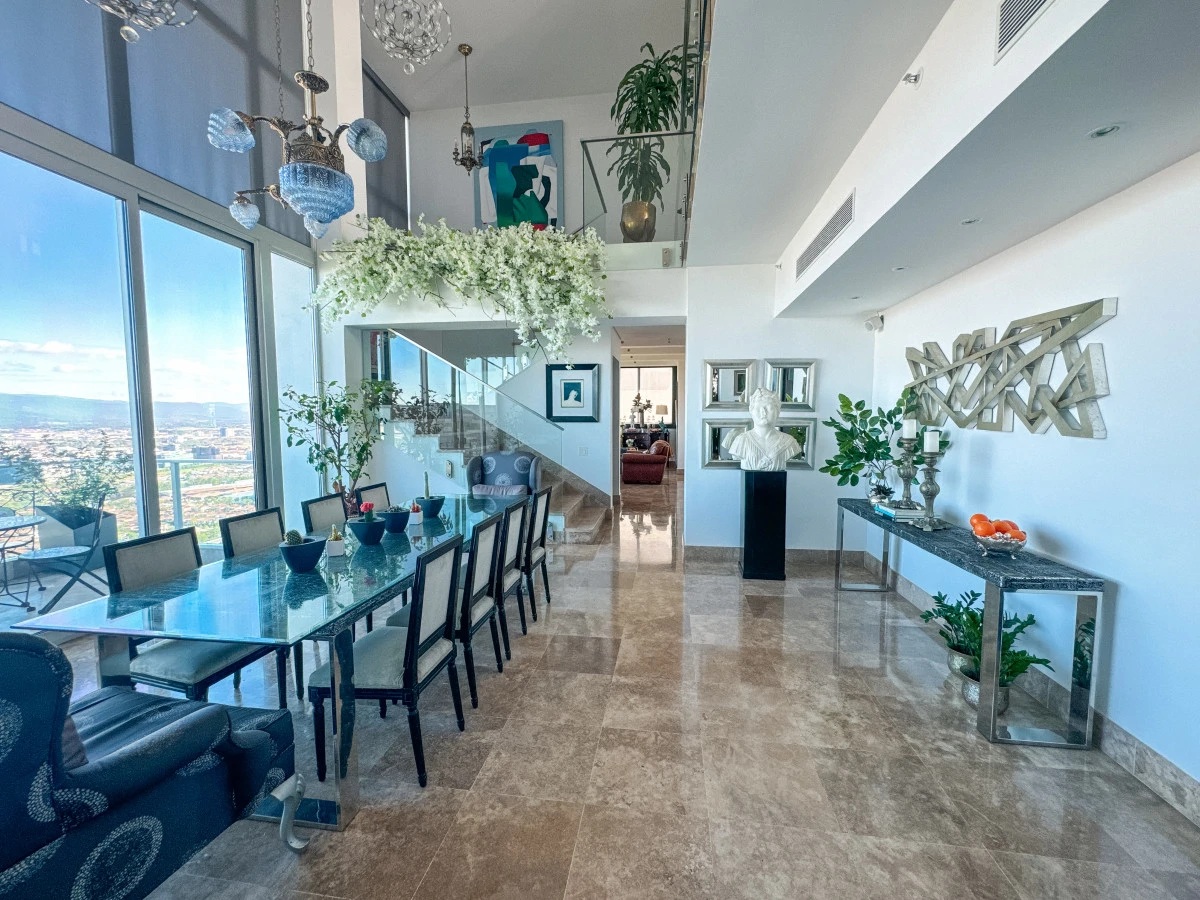 THE EPITOME OF URBAN LUXURY: 580 m² - Gallery image 4