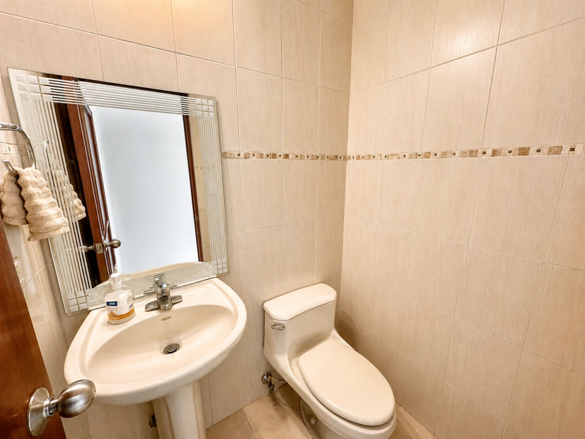 Grand Bay |High-Floor Apartment with Stunning Ocean & City views - photo 12