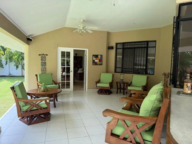 Dos Mares, Family Home with Large Garden and excellent price - Gallery image 6