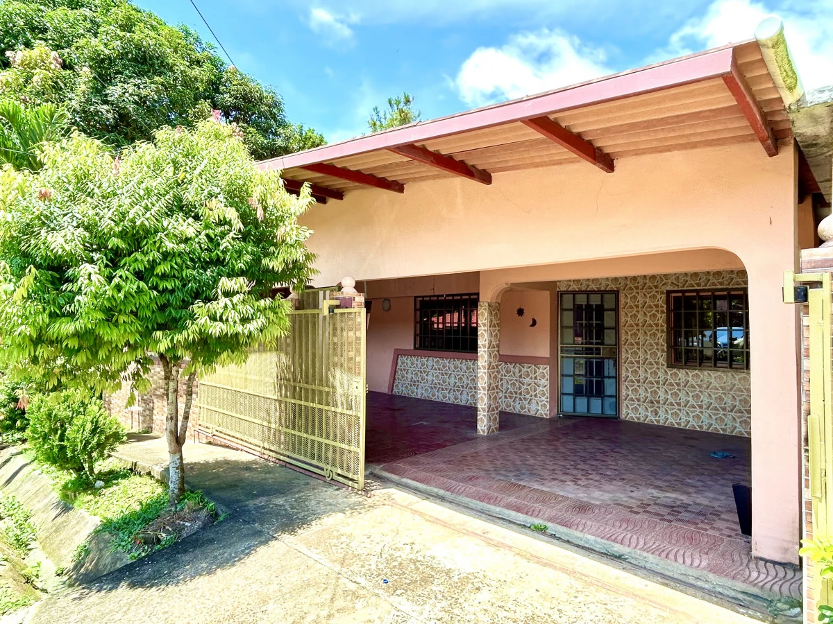 House For sale in Las Lomas de Mastranto in La Chorrera - Gallery image 2