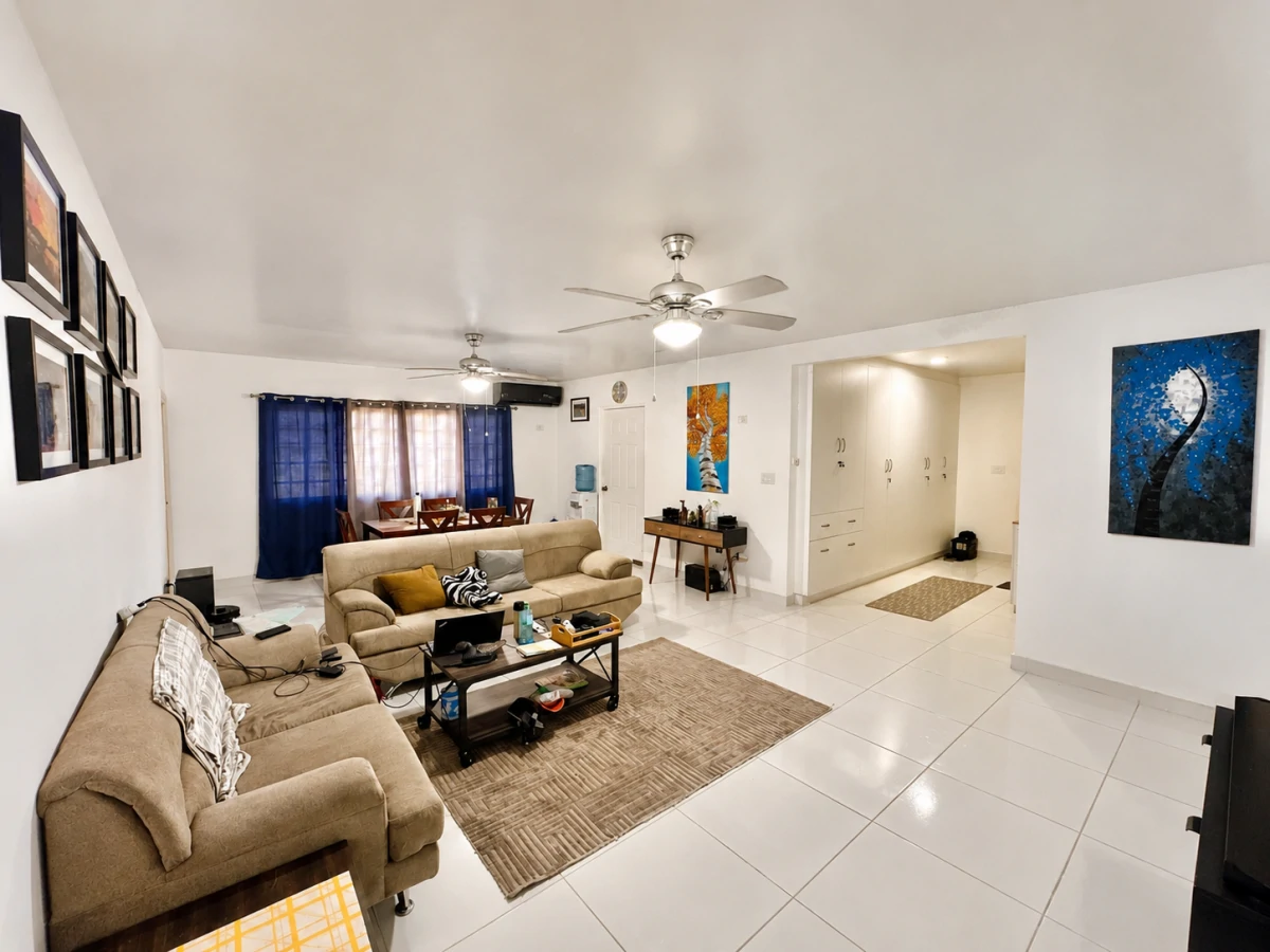 Large Property with 2 Independent Residences in Las Cumbres - Gallery image 6