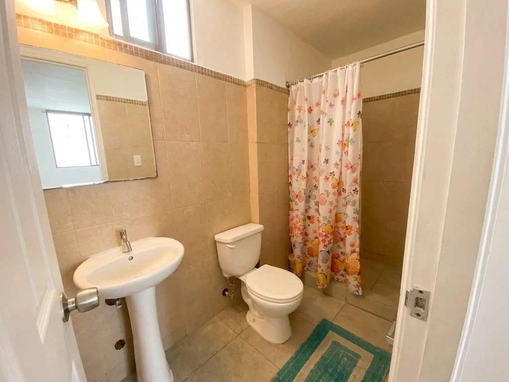 Cozy, centrally located apartment for sale - photo 5