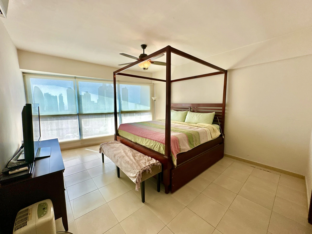 Grand Bay |High-Floor Apartment with Stunning Ocean & City views - photo 13