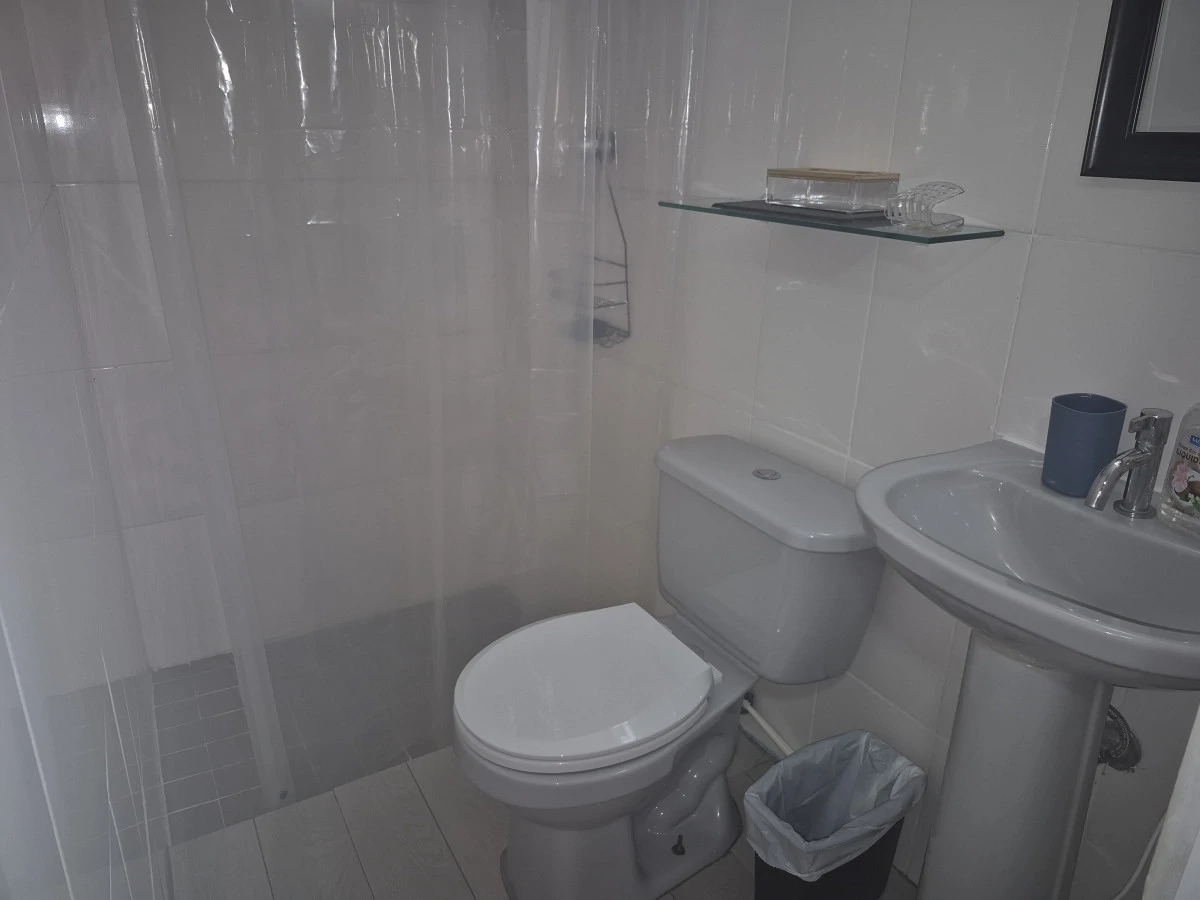 Beautiful Townhome in a Privileged Residential Area - photo 17