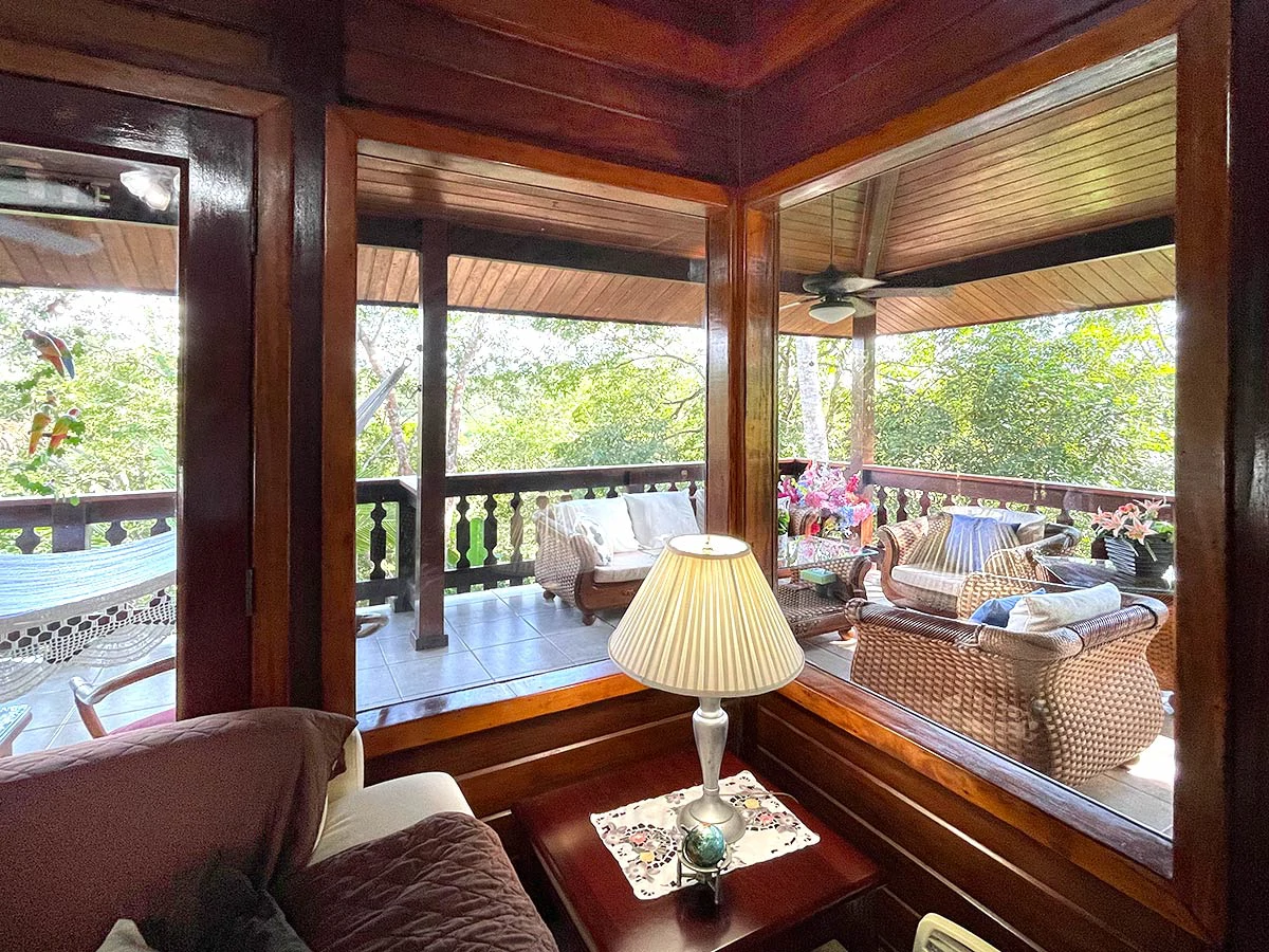 Amazing exotic-wood house 30 minutes from the city, now $299,000. - Gallery image 19
