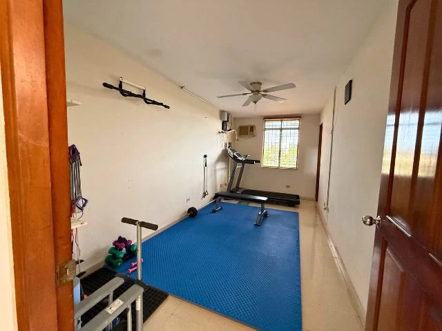 Dos Mares, Family Home with Large Garden and excellent price - Gallery image 18
