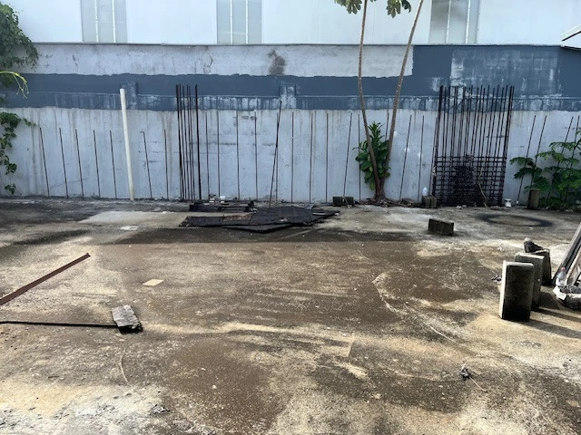 Strategic Lot with Existing Foundations for SALE - Gallery image 5
