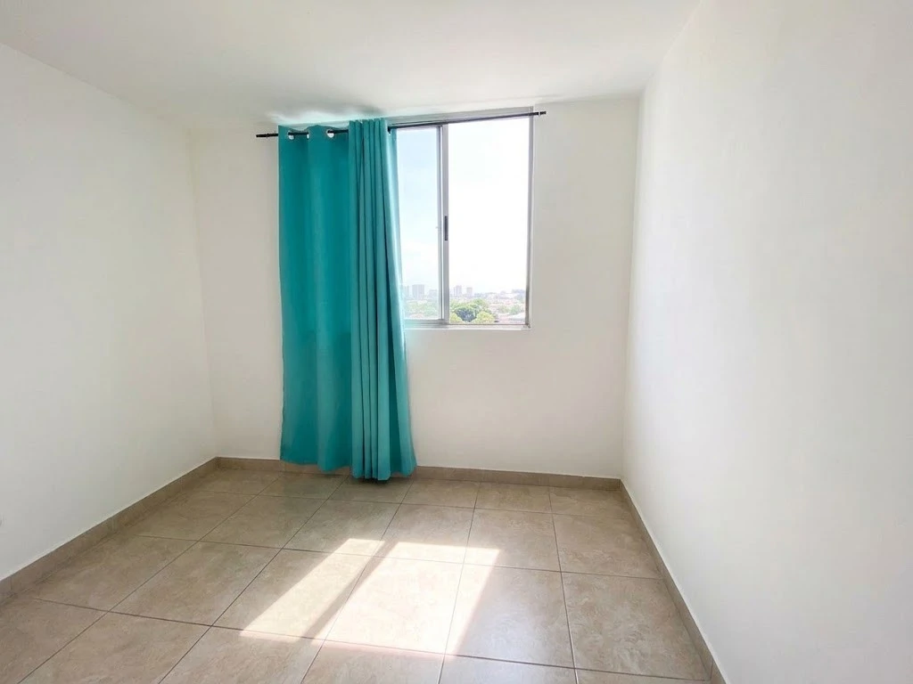 Cozy, centrally located apartment for sale - photo 8