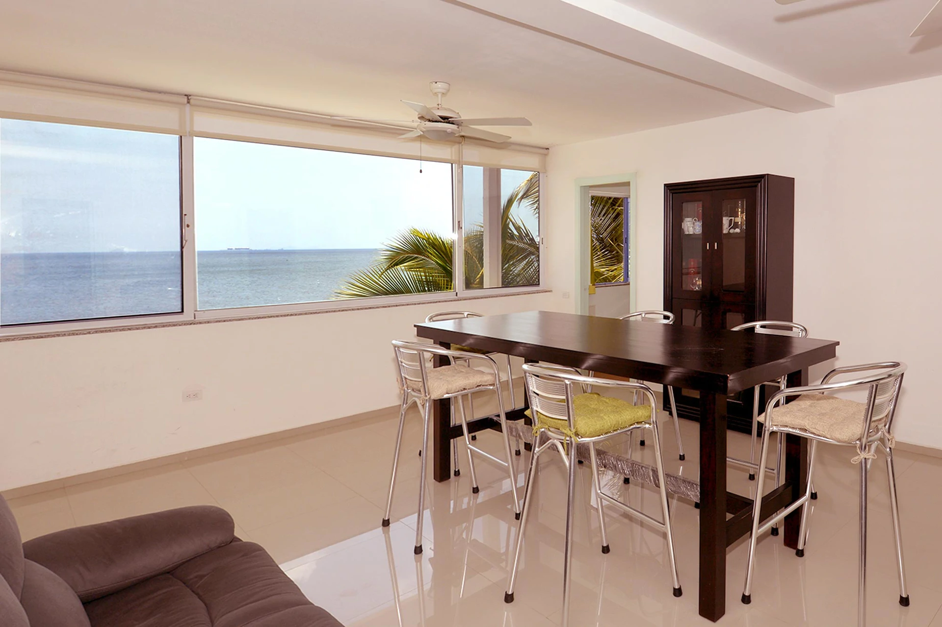 OCEANFRONT ITALIAN VILLA 20 minutes away - Gallery image 8