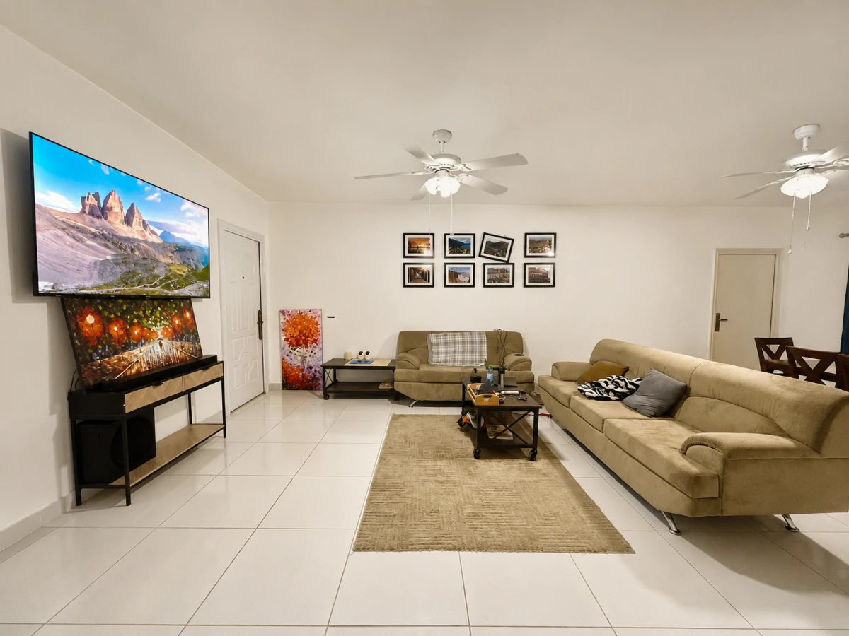 Large Property with 2 Independent Residences in Las Cumbres - Gallery image 5