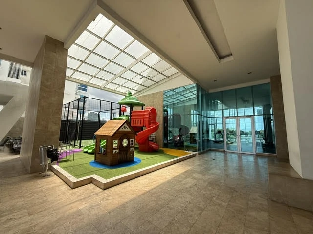 Titanium Costa del Este for Sale - Gallery image 27