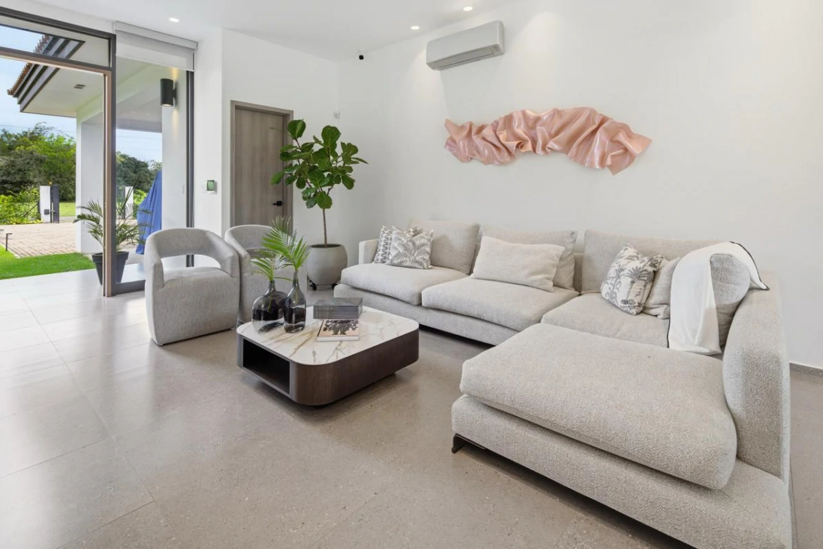 Beach House for Sale – Right Next to Buenaventura - Gallery image 3