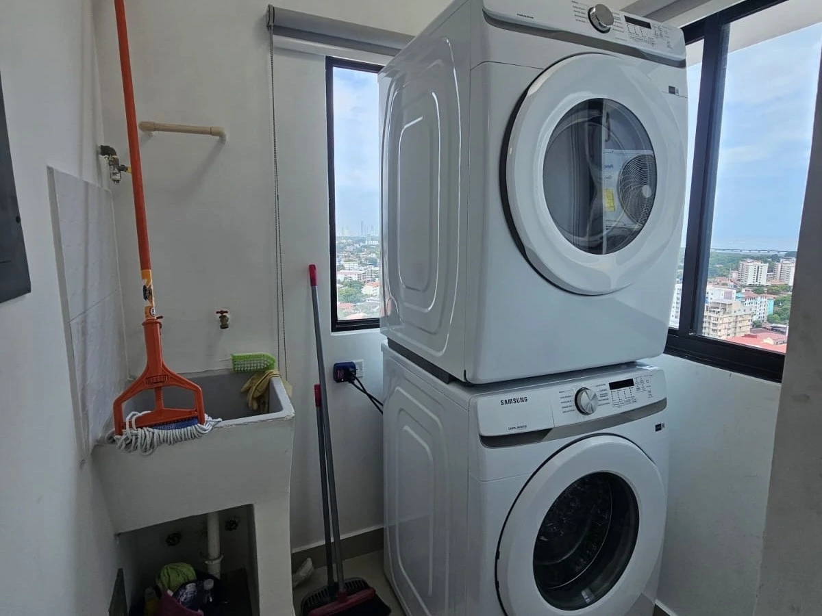 For Rent | Modern 2-Bedroom, 2-Bathroom Apartment PH Canvas - photo 21