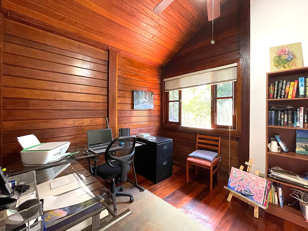 Amazing exotic-wood house 30 minutes from the city, now $299,000. - Gallery image 27
