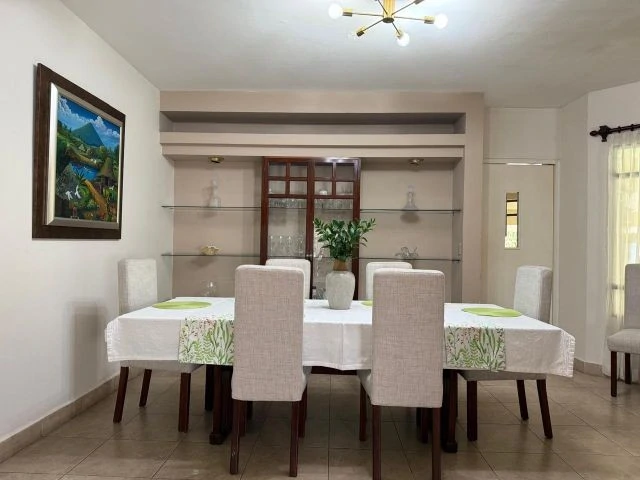 Dos Mares, Family Home with Large Garden and excellent price - Gallery image 5