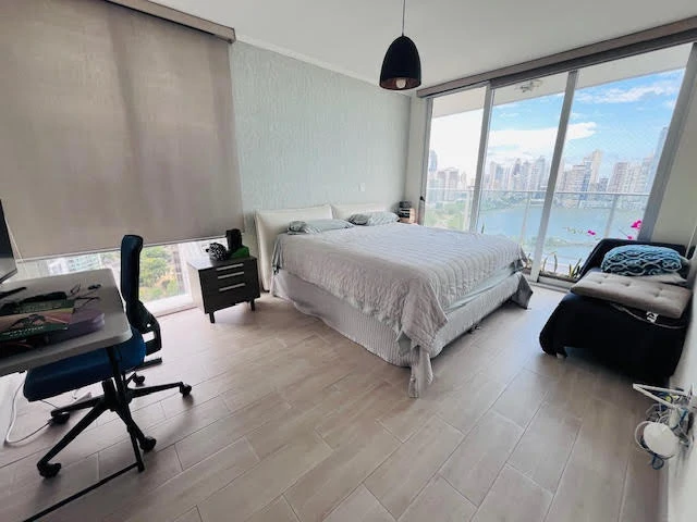 Beautiful apt apartment for sale facing the bay. - Gallery image 5