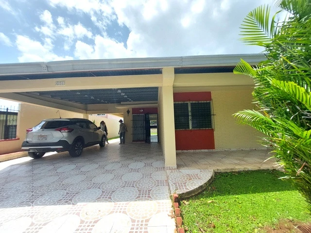House for Sale San Antonio- Domingo Díaz Ave.- 321 Sq.mts - Gallery image 22