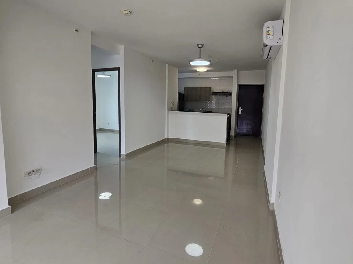 For Rent | Modern 2-Bedroom, 2-Bathroom Apartment PH Canvas - photo 12