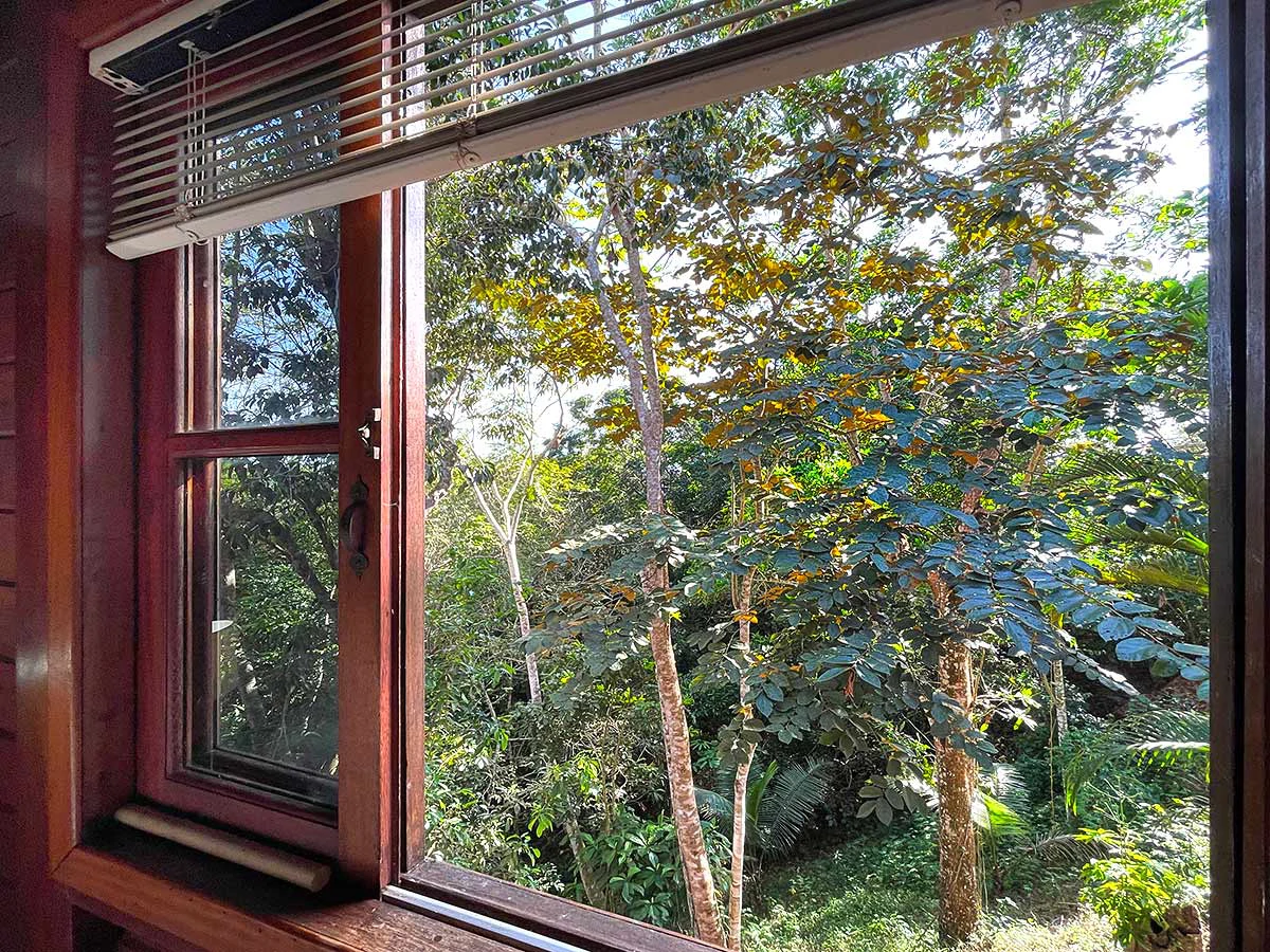 Amazing exotic-wood house 30 minutes from the city, now $299,000. - Gallery image 30
