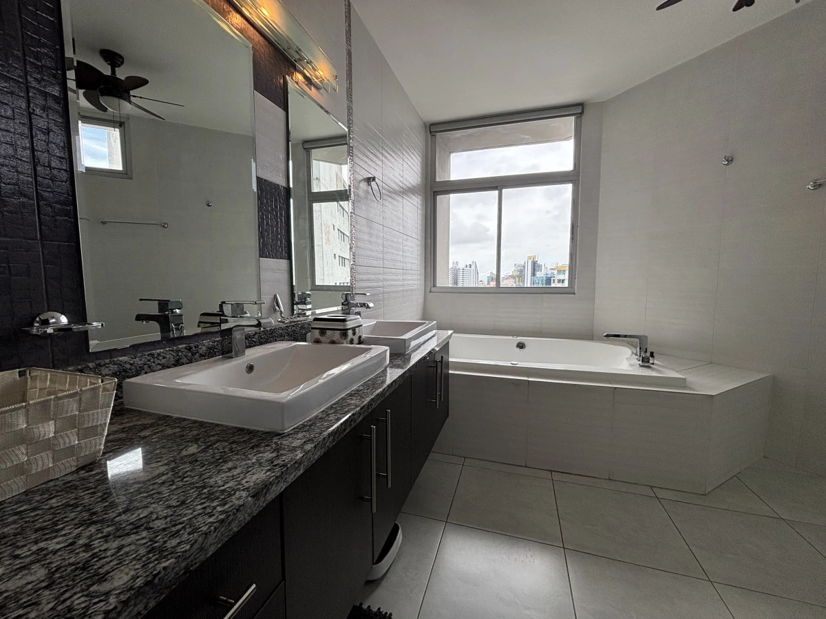 Junior Penthouse for sale in Luxor 100 - Gallery image 4