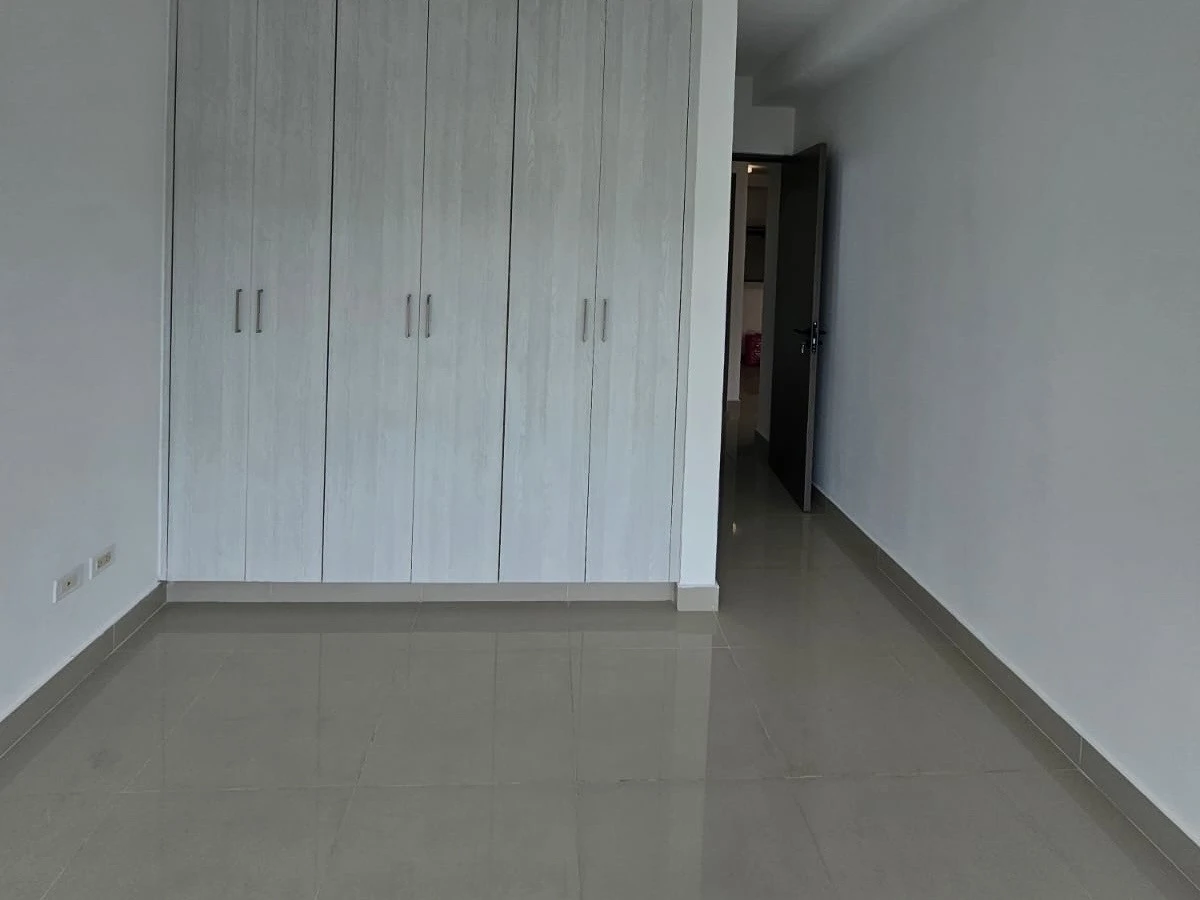 For Rent | Modern 2-Bedroom, 2-Bathroom Apartment PH Canvas - photo 3