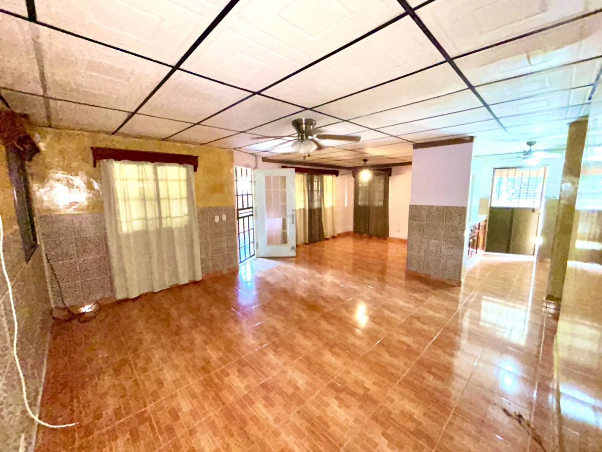 House For sale in Las Lomas de Mastranto in La Chorrera - Gallery image 3