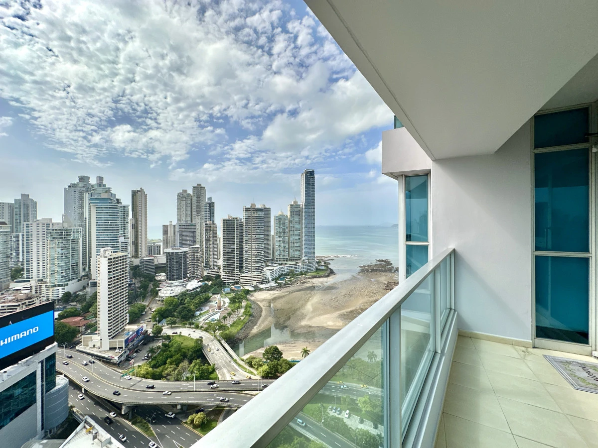 Grand Bay |High-Floor Apartment with Stunning Ocean & City views - photo 9