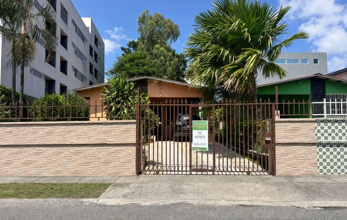 House for Sale in Urbanización San Fernando, Juan Diaz
