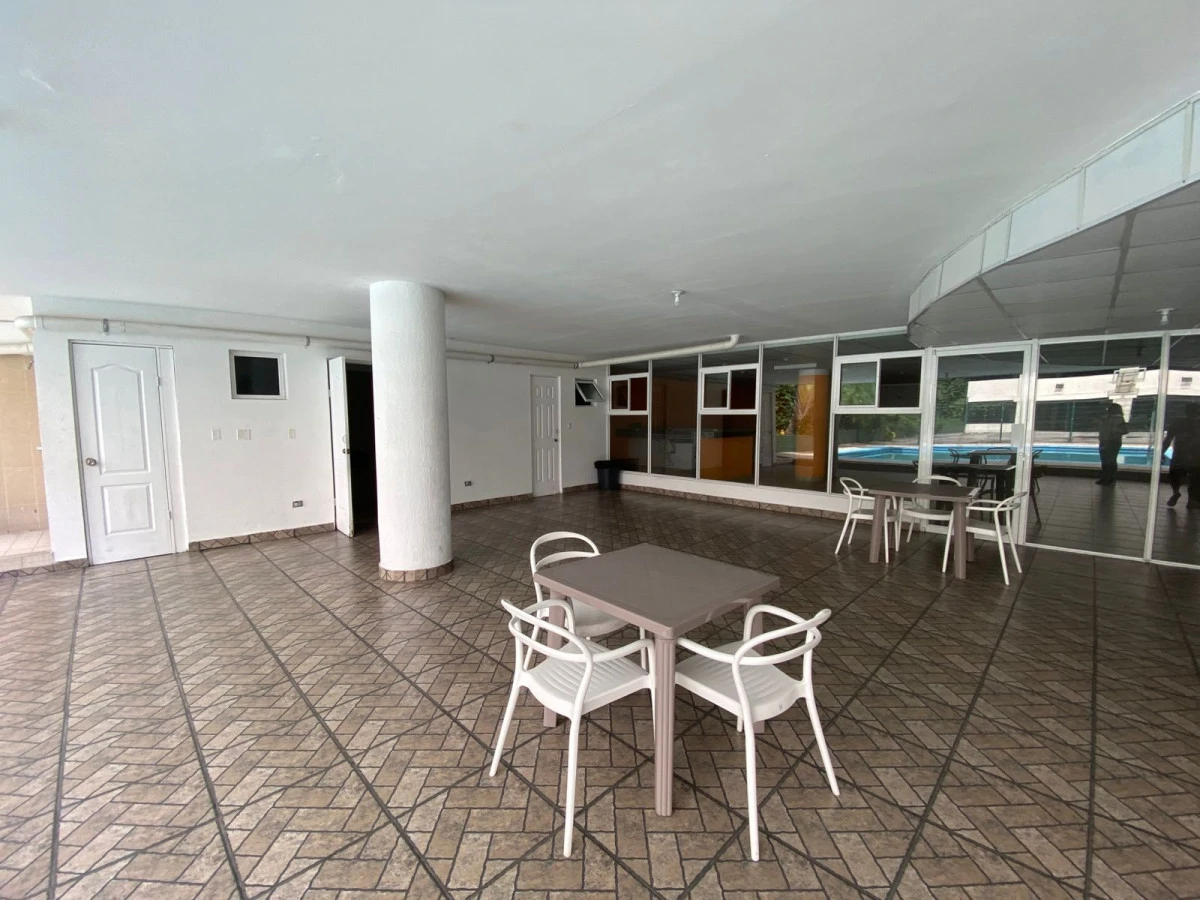 Cozy, centrally located apartment for sale - photo 6