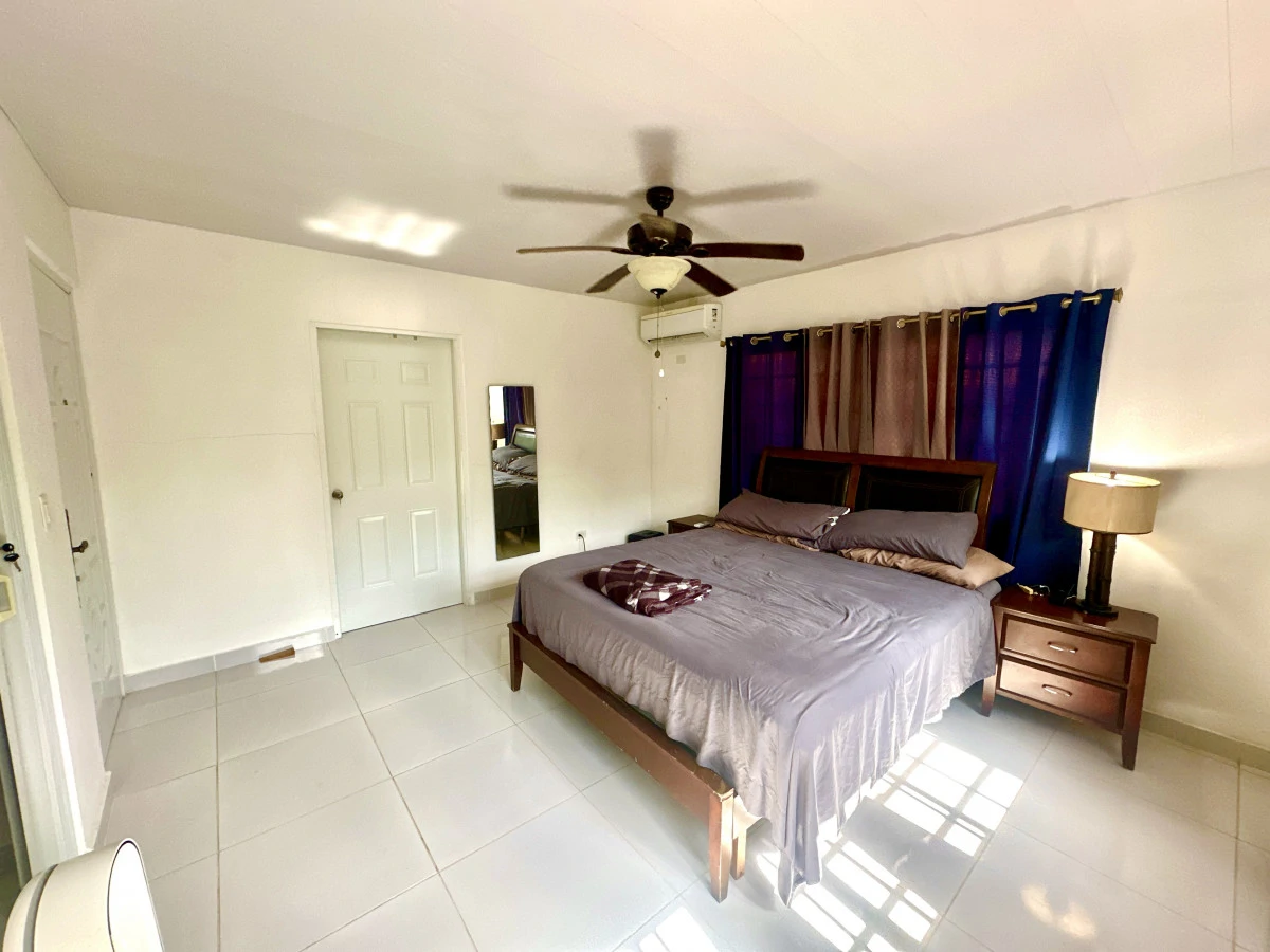 Large Property with 2 Independent Residences in Las Cumbres - Gallery image 14