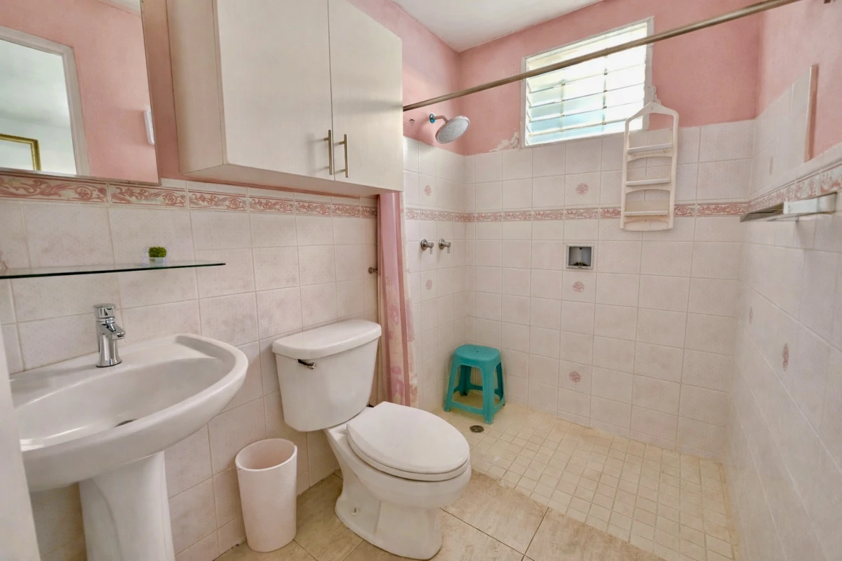 Brisas del Golf Home | 300 m², Prime Location - Gallery image 17