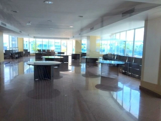 Bayfront For Sale - Gallery image 18