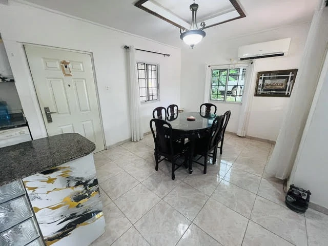 For Sale House In La Chorrera - Gallery image 2