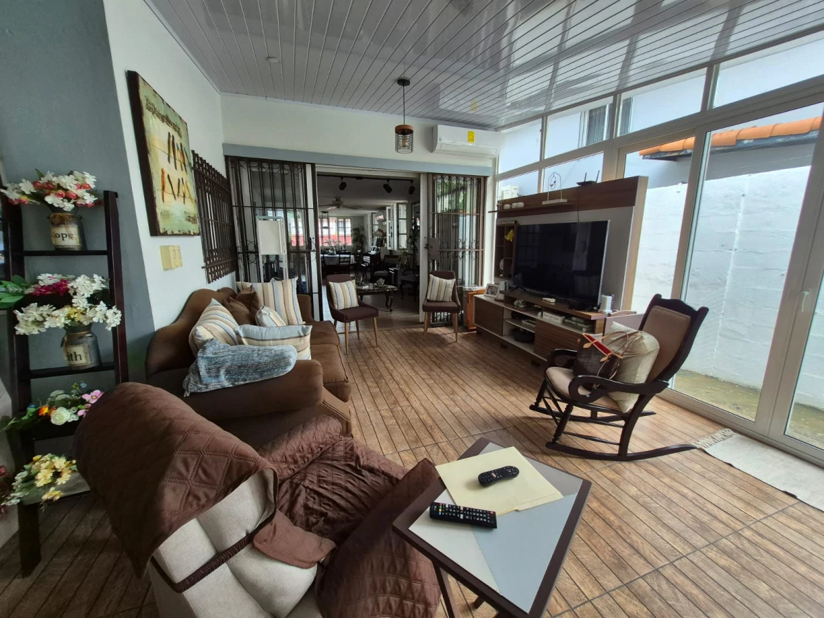 Beautiful Townhome in a Privileged Residential Area - Gallery image 16