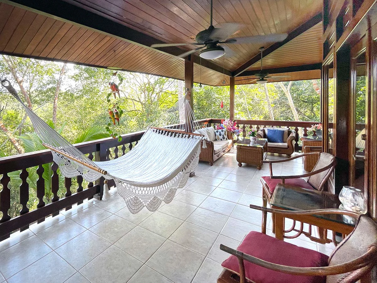 Amazing exotic-wood house 30 minutes from the city, now $299,000. - Gallery image 9