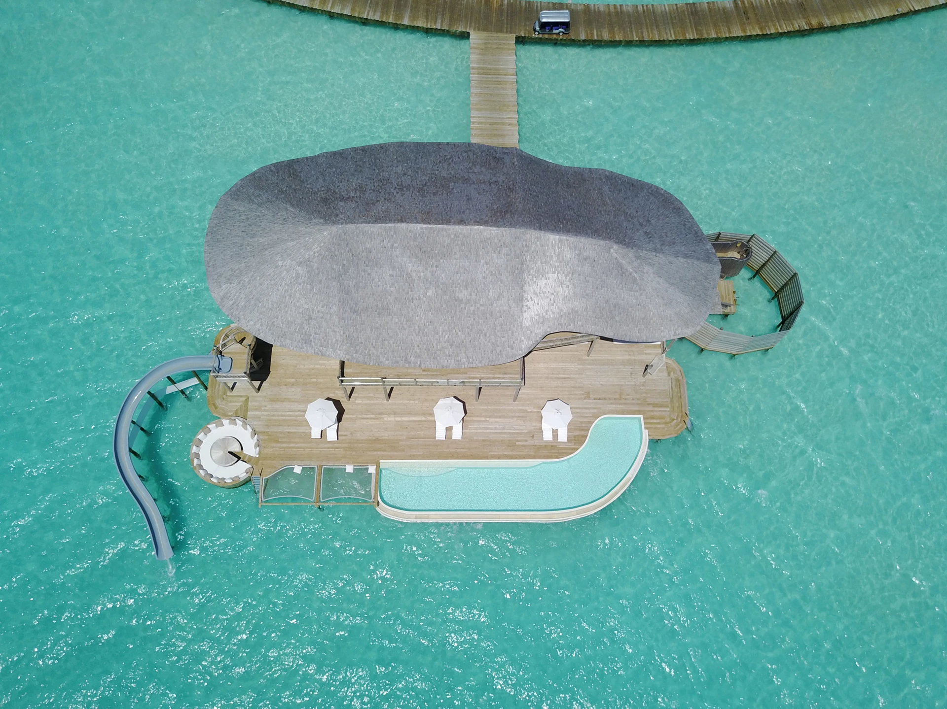 Luxury Maldives beach & over water villas for sale | Soneva Jani - Gallery image 20