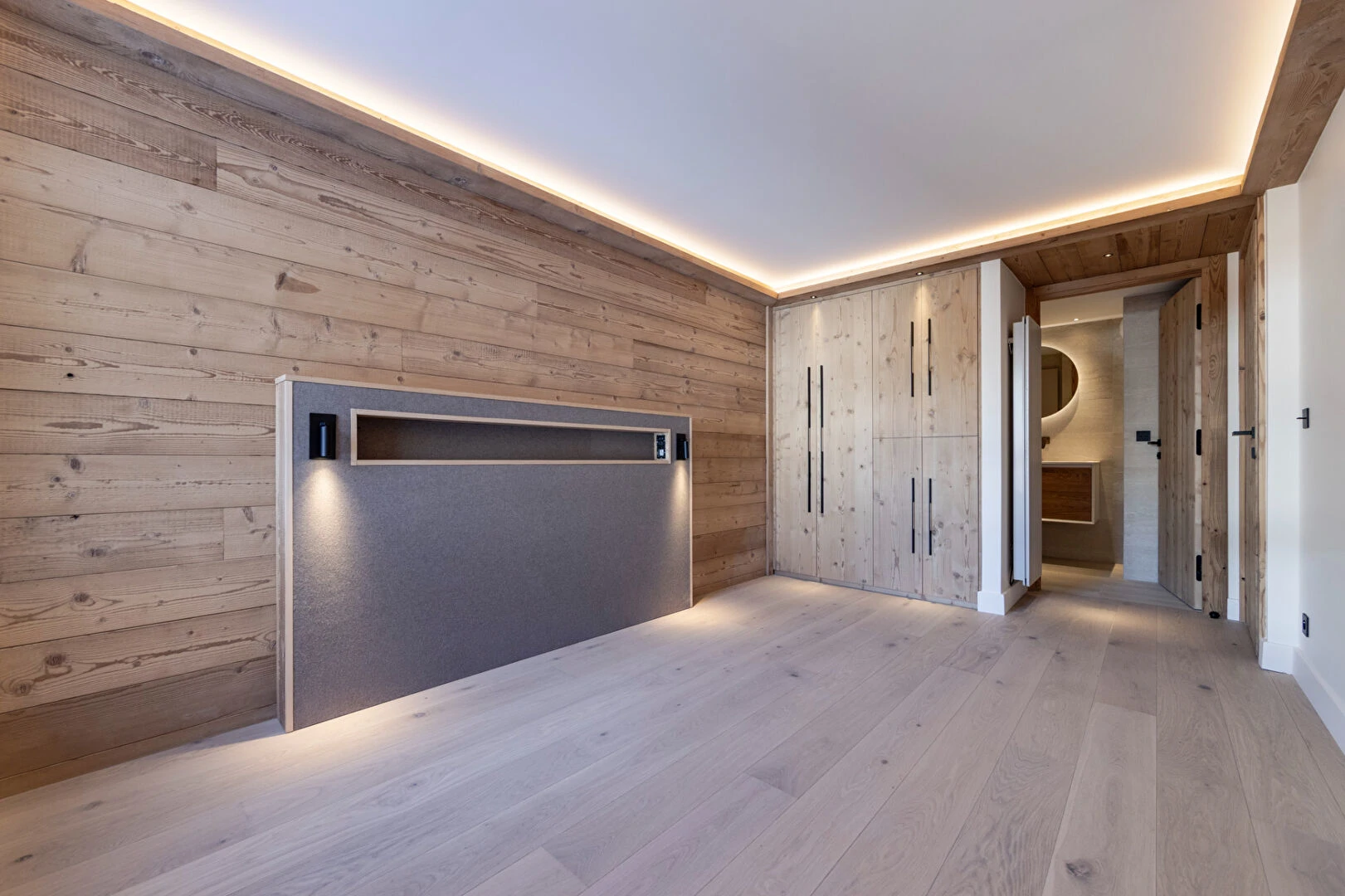 A 3-bed duplex for sale in Val d’Isere ski resort, France - Gallery image 13