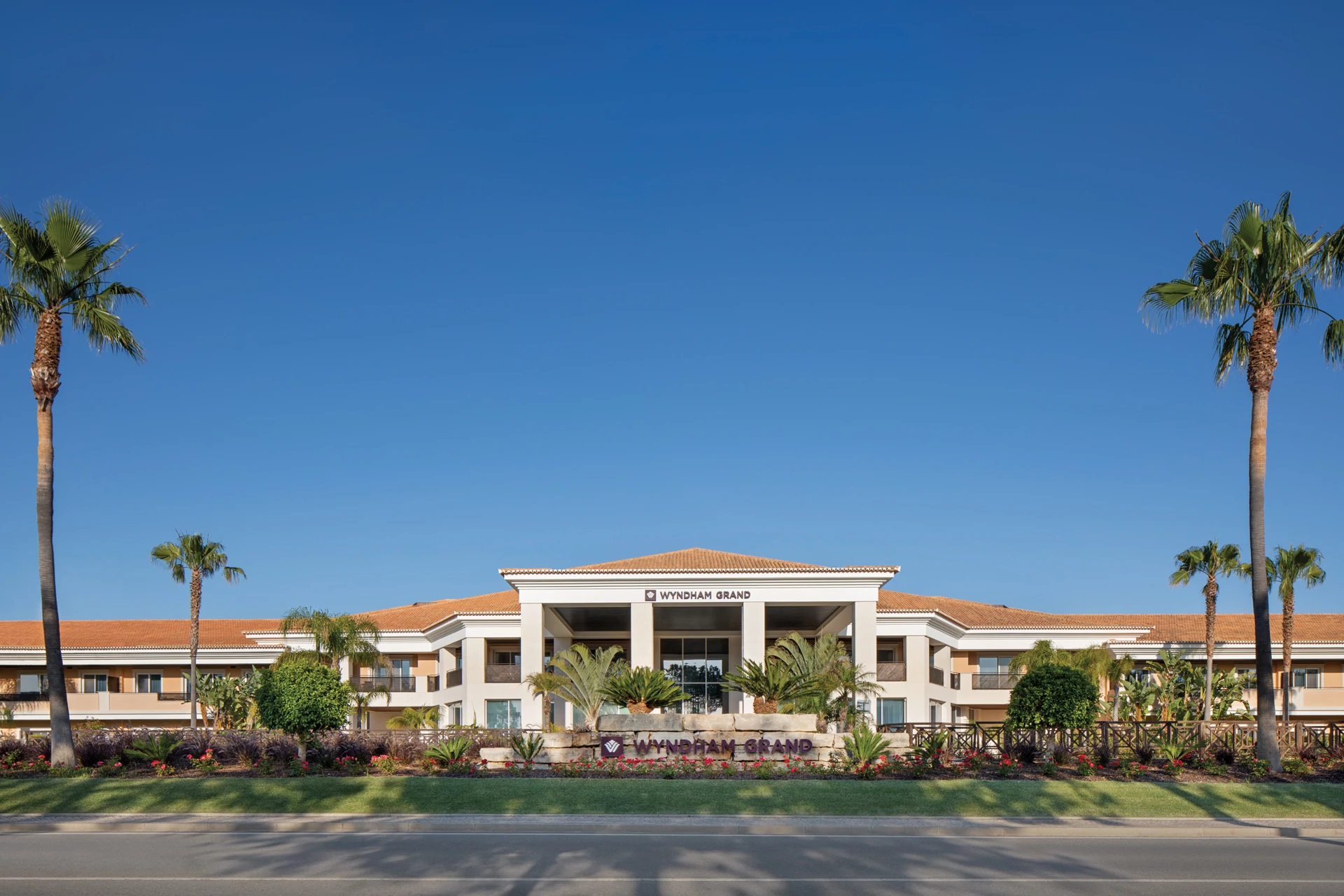 3 bed luxury penthouses for sale | Wyndham Grand Algarve - Gallery image 3
