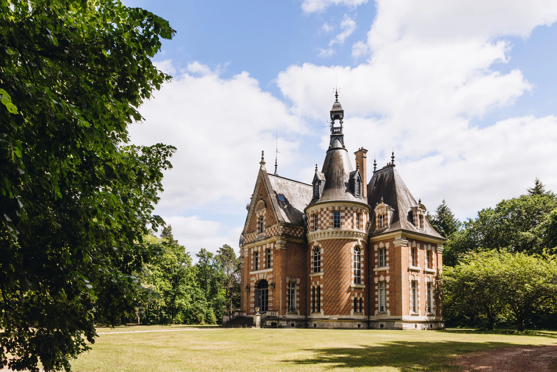 3 to 7 bed Six Senses branded villas for sale in the Loire Valley - Gallery image 22