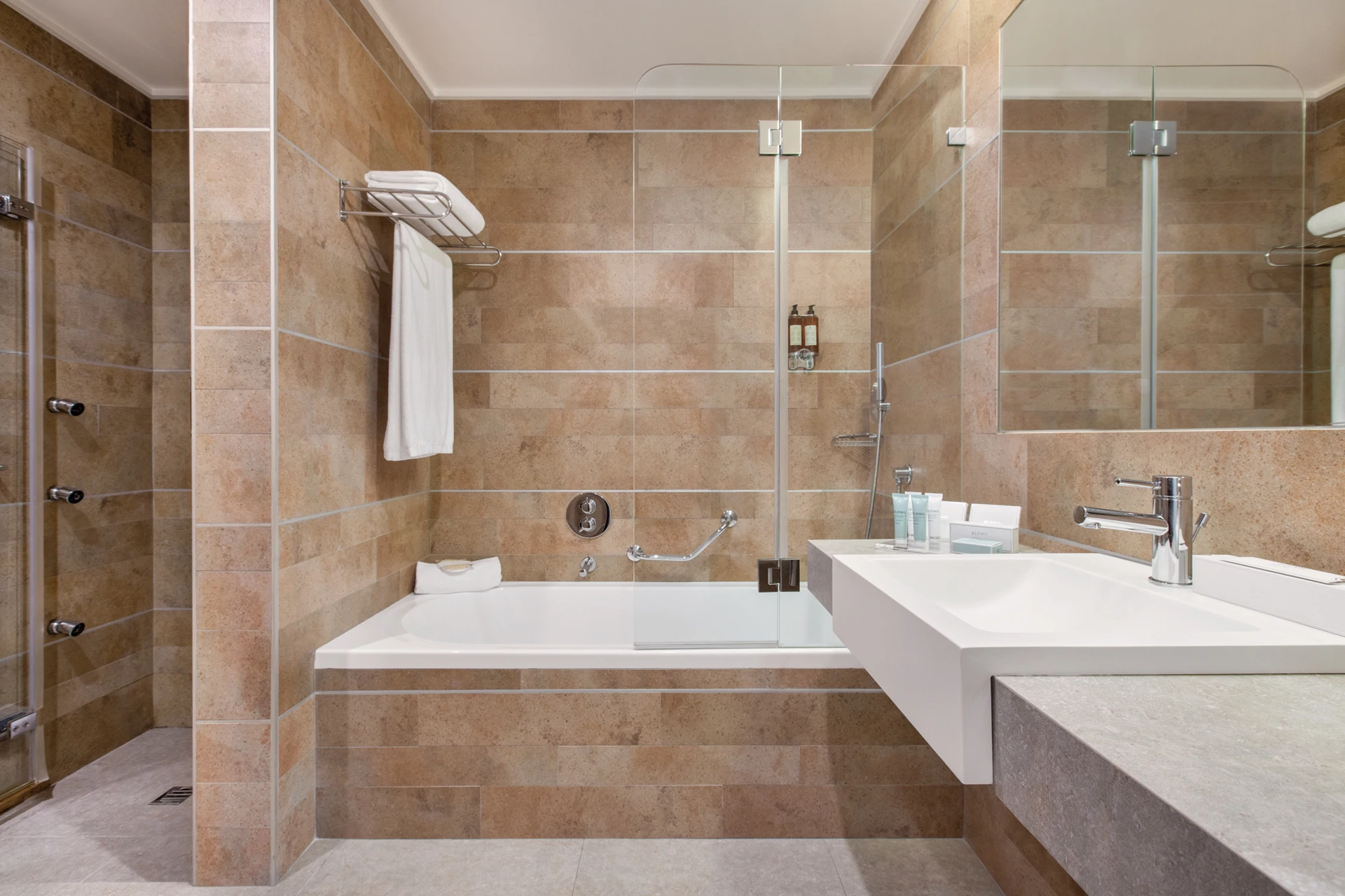 3 bed luxury penthouses for sale | Wyndham Grand Algarve - Gallery image 4