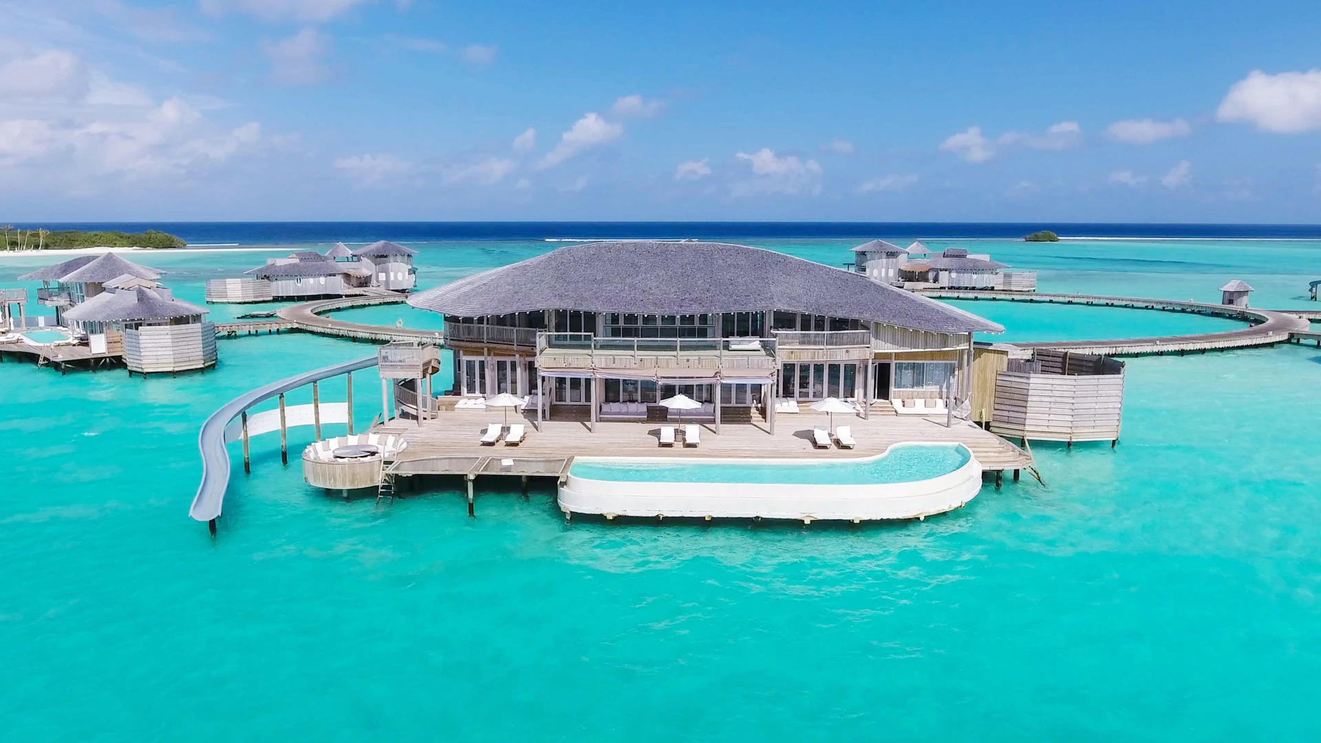Luxury Maldives beach & over water villas for sale | Soneva Jani