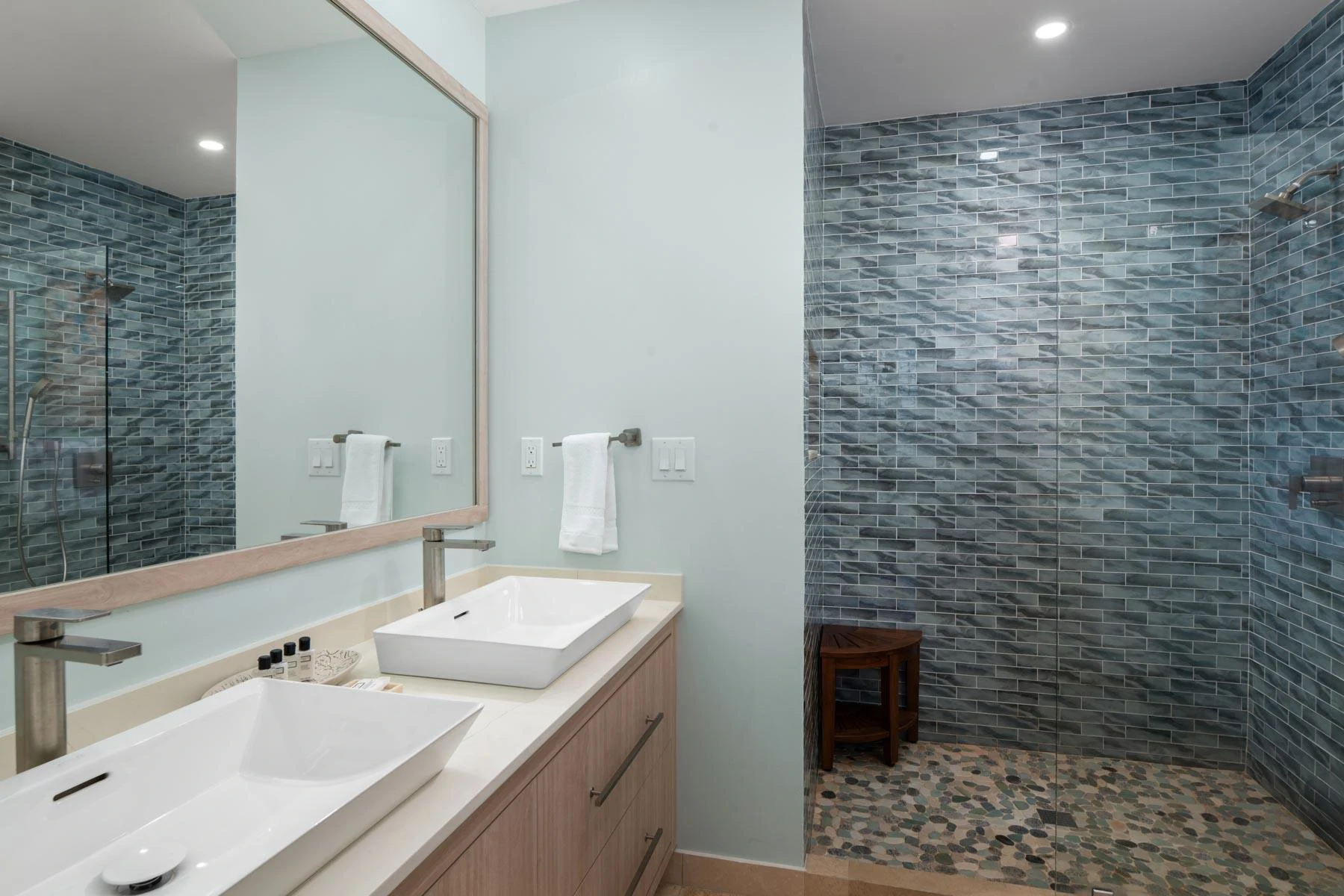THE REGENT GRAND 409 - photo 8