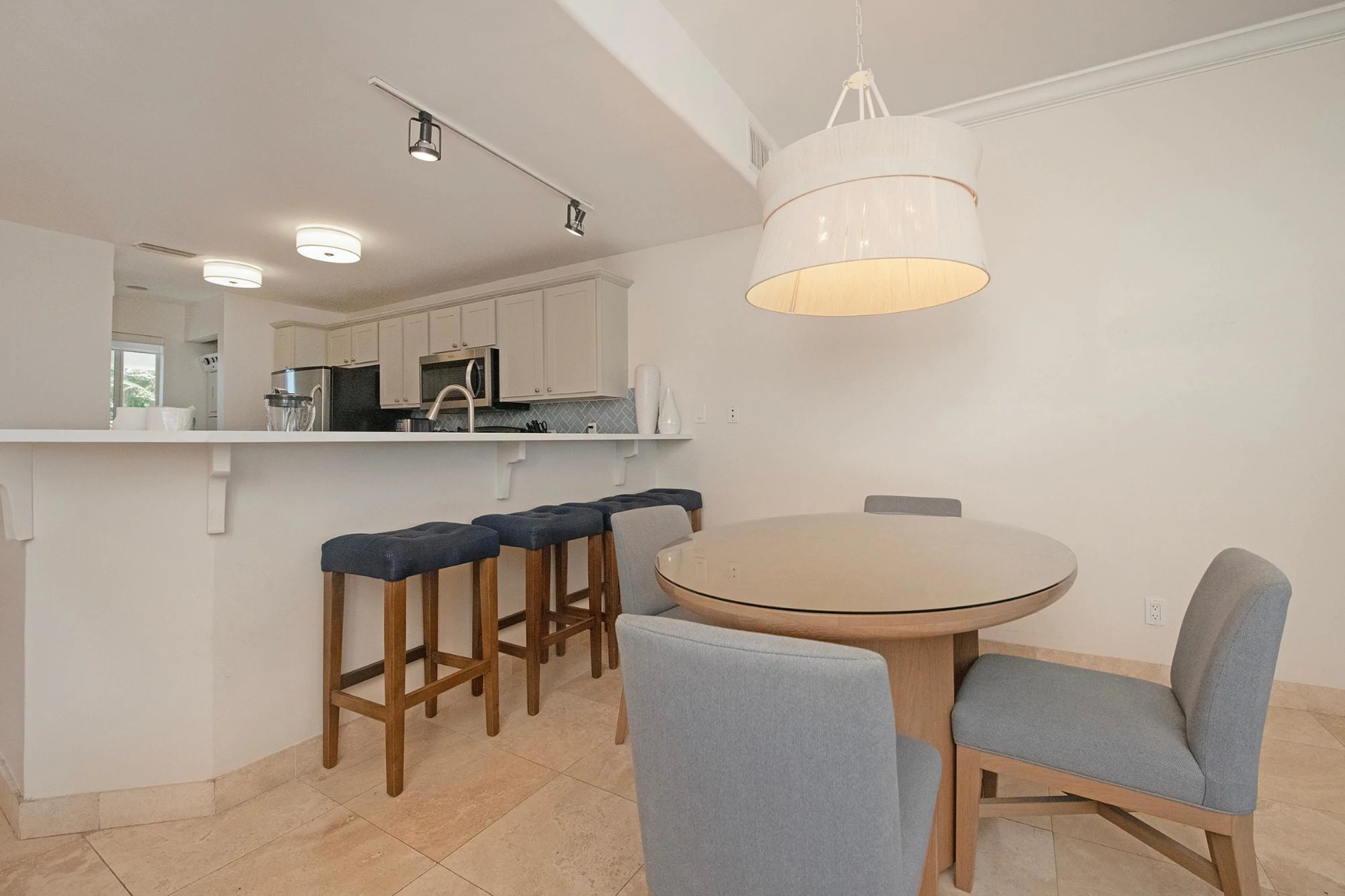 2 BR THE SANDS RESORT AT GRACE BAY BEACH - Gallery image 20