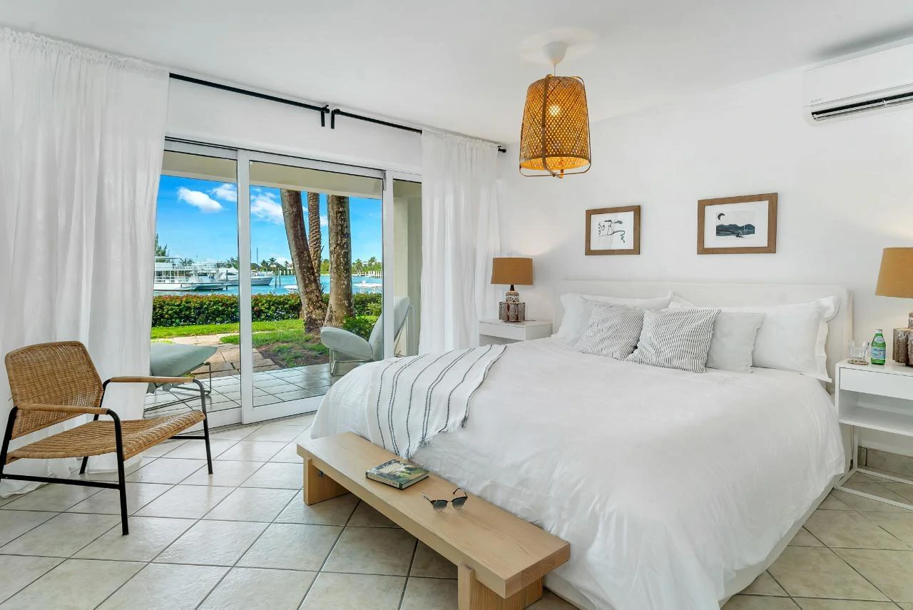 3 BEDROOM TOWNHOME AT THE YACHT CLUB - Gallery image 5