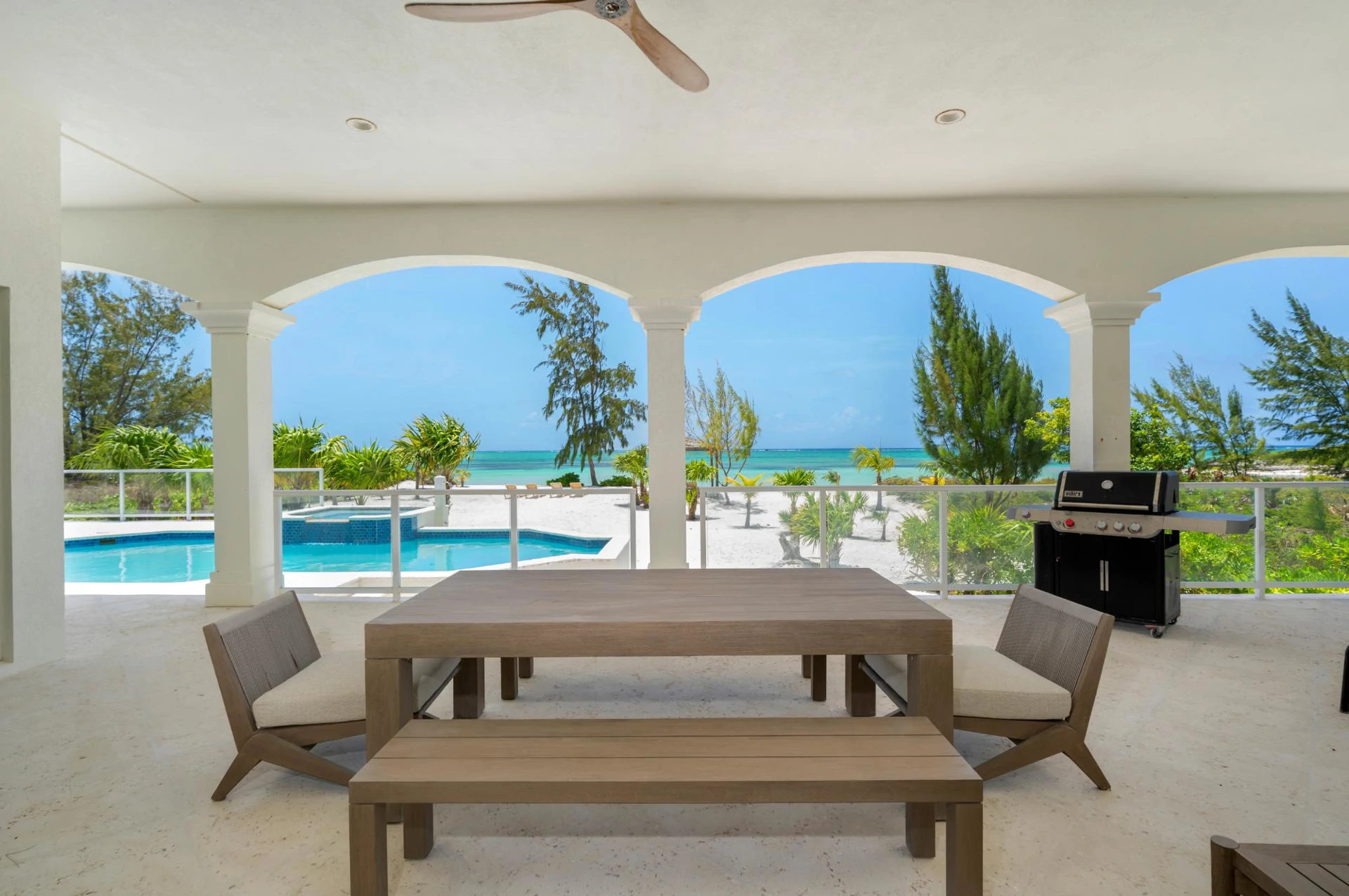Villa Cecilia Beachfront Pumpkin Bluff - Gallery image 24