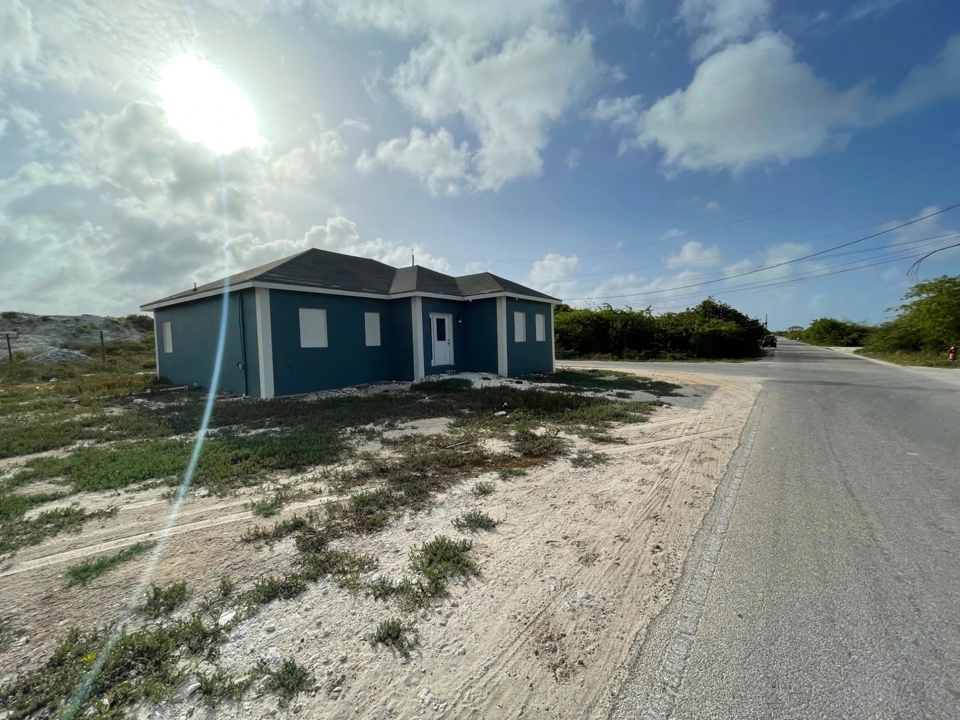 NORTH CREEK GEM W/INCOME - Gallery image 2