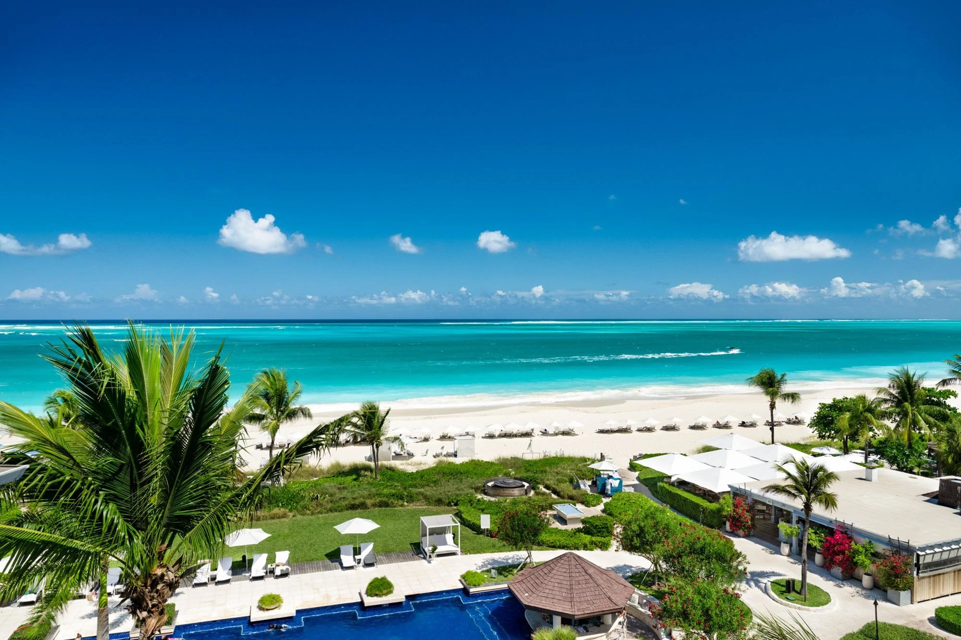 D500 Villas At Grace Bay Club