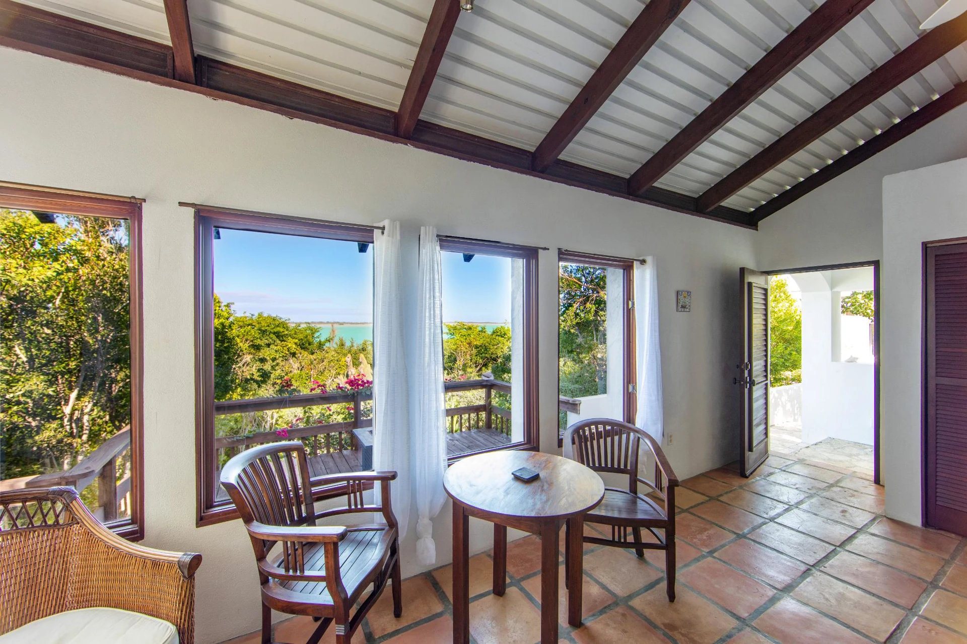 Water's Edge Villa - Gallery image 6